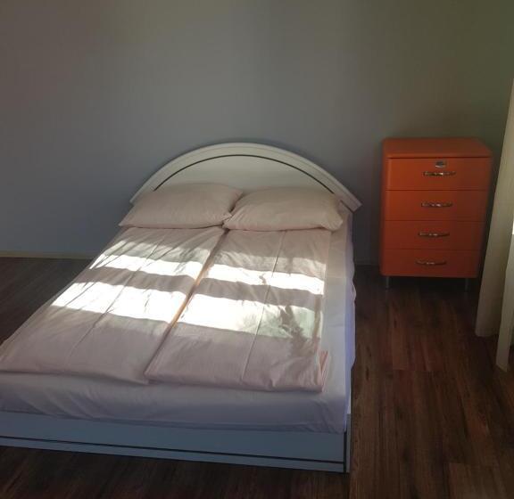 ファミリールーム, Kaktus Guest House