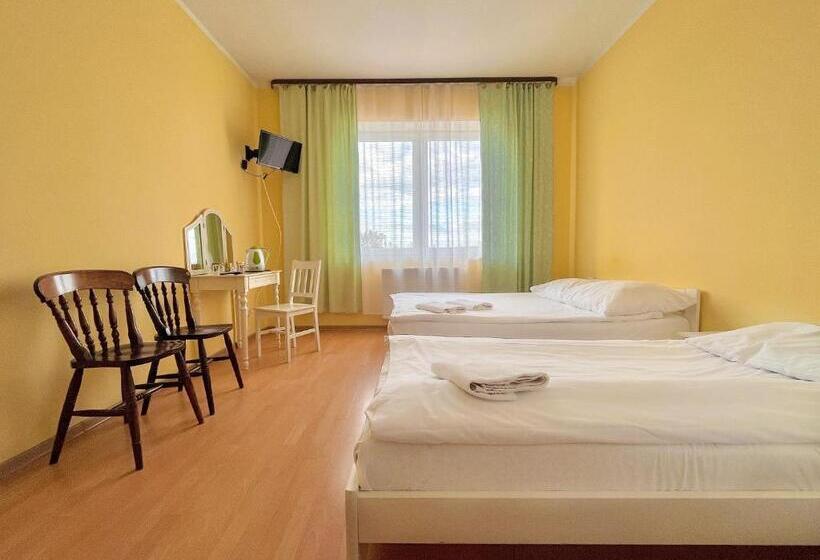 Номер Стандарт Трехместный, Hostel Dv Morski   Z Prywatnymi łazienkami