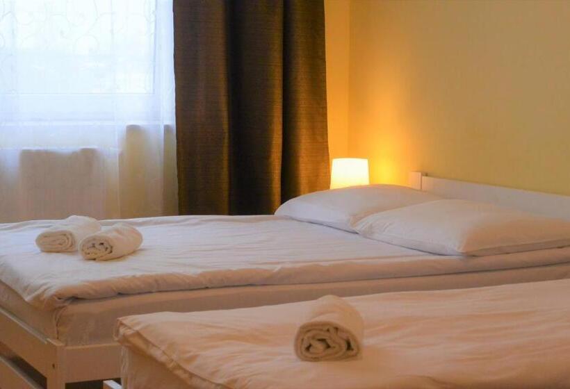 Номер Стандарт Трехместный, Hostel Dv Morski   Z Prywatnymi łazienkami