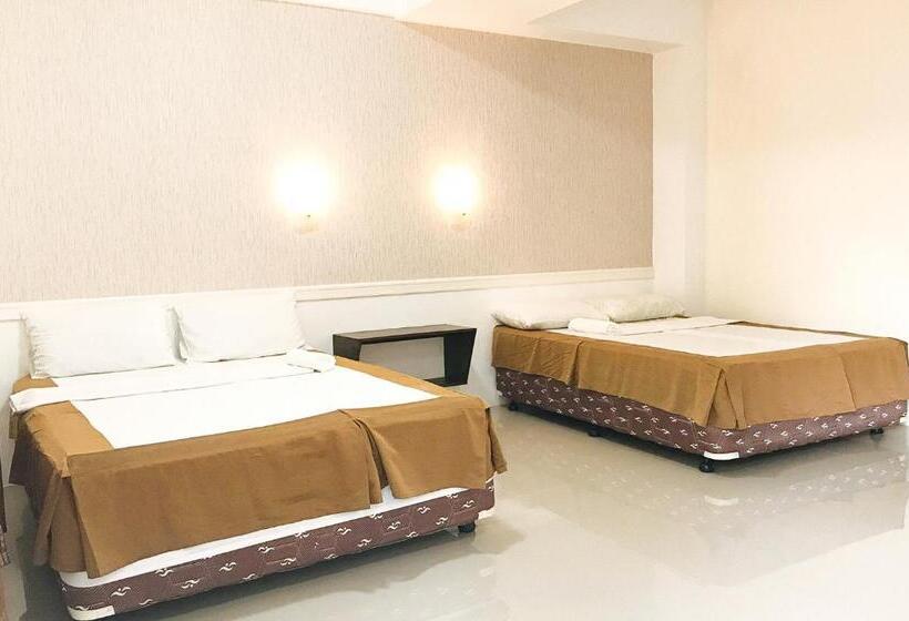 اتاق استاندارد چهار تخته, L And V Bantayan Guest House