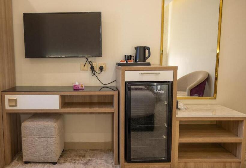 Номер Deluxe, Diamond Corners
