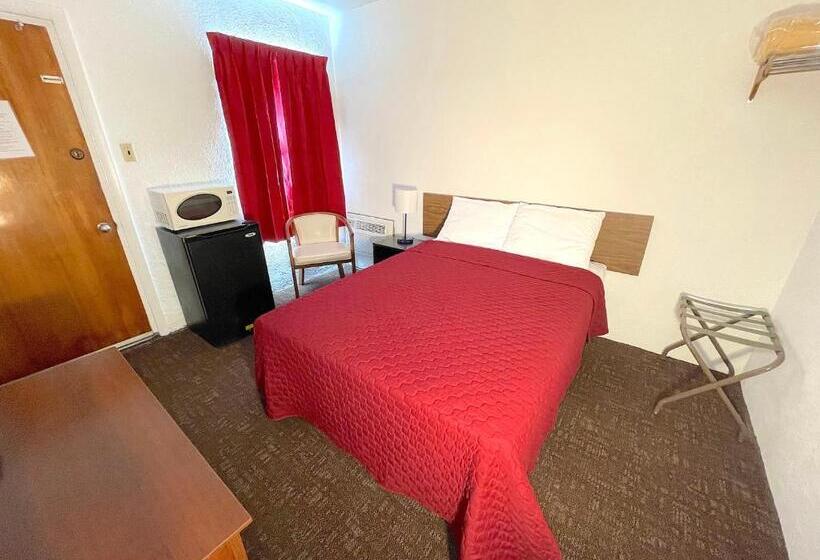 基本间, Cardinal Motel