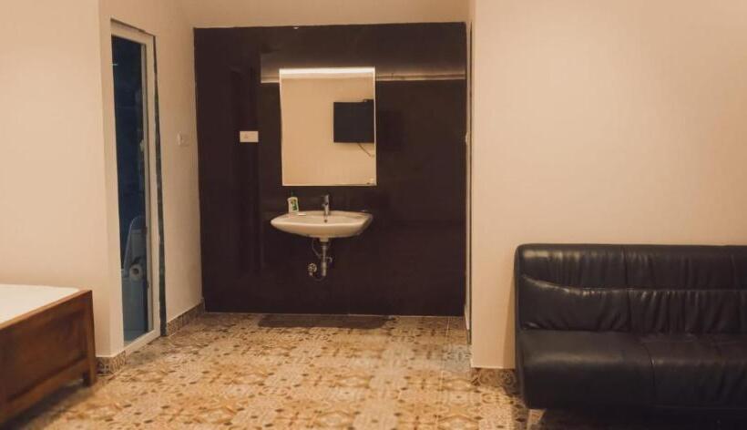 Номер Deluxe, Farm Stay Resort   Shamirpet, Hyderabad