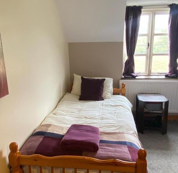 스탠다드 룸, The Crown Inn Longtown
