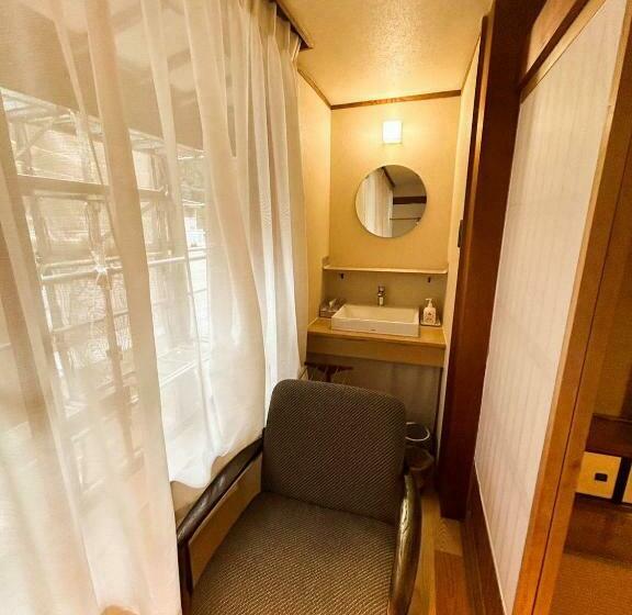 Семейный Номер, Sangai Ryokan
