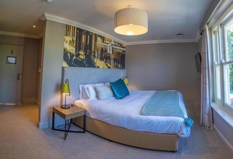 Номер Стандарт, Harper S Steakhouse With Rooms, Haslemere