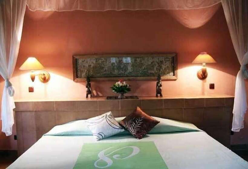 Номер Deluxe, Puri Taman Sari