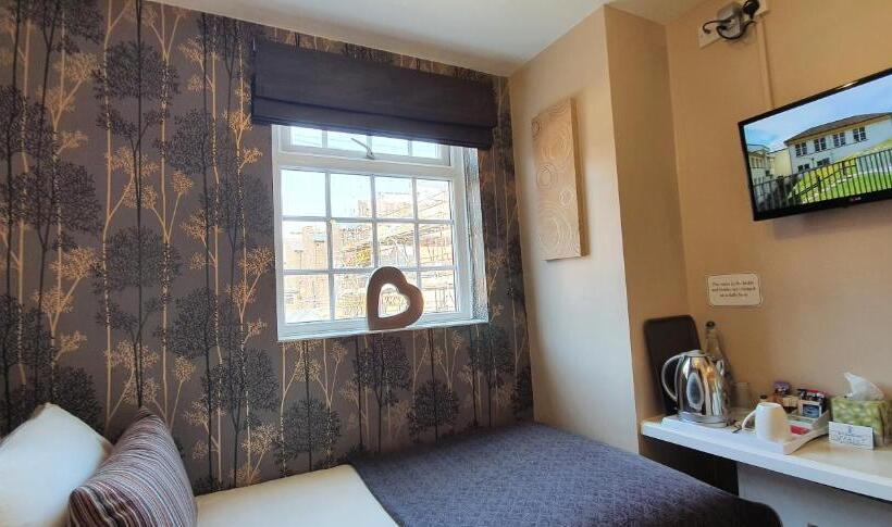 Standard Yhden Hengen Huone, Beechwood Guest House
