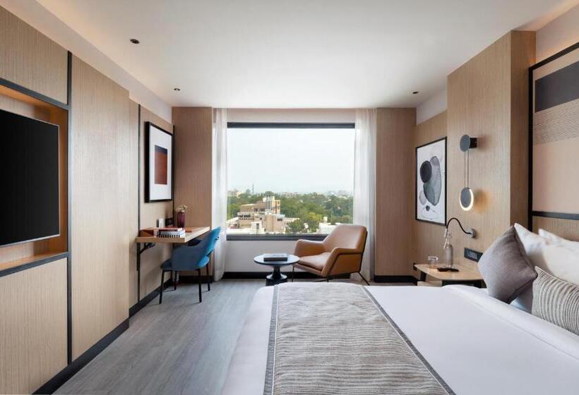 带山景的复式房间, Parallel Hotel Udaipur, A Member Of Radisson Individuals
