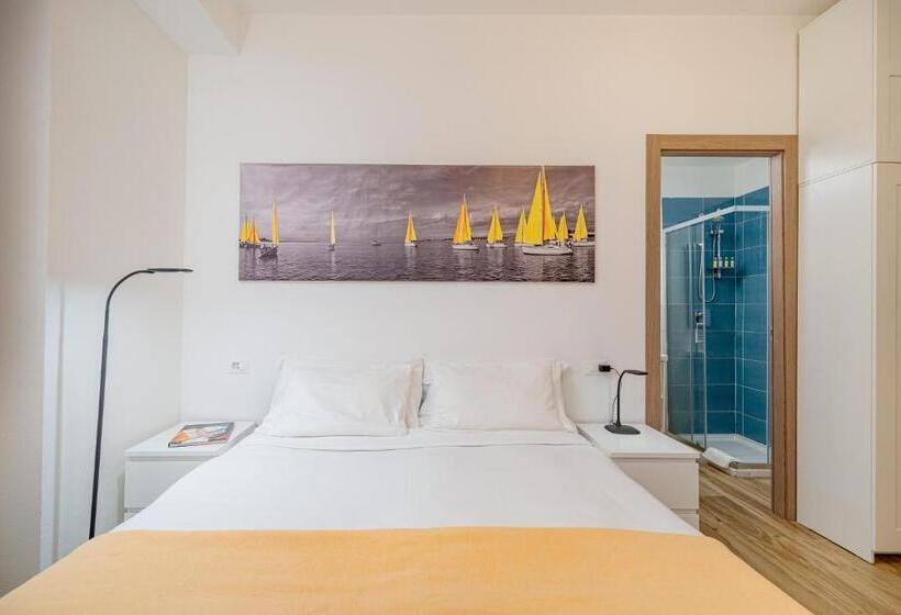 Escritório Estándar, Residenze Asproni Serviced Apartments