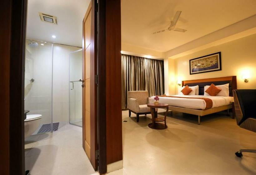 Номер Deluxe, Anukulas Residency   Vellore