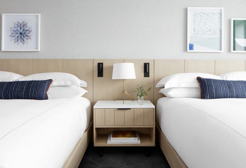 발코니가 있는 프리미엄 룸, Kimpton   The Forum Hotel, An Ihg