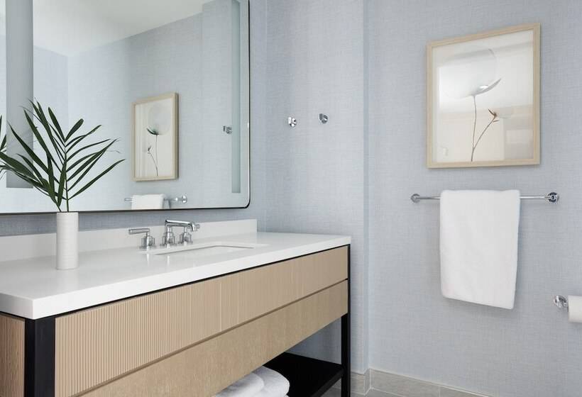 חדר פרמיום, Kimpton   The Forum Hotel, An Ihg