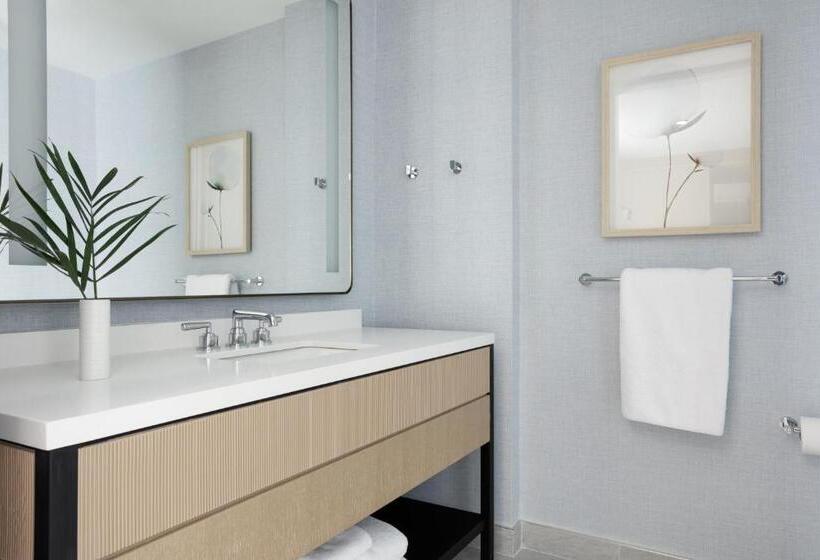 חדר פרמיום, Kimpton   The Forum Hotel, An Ihg