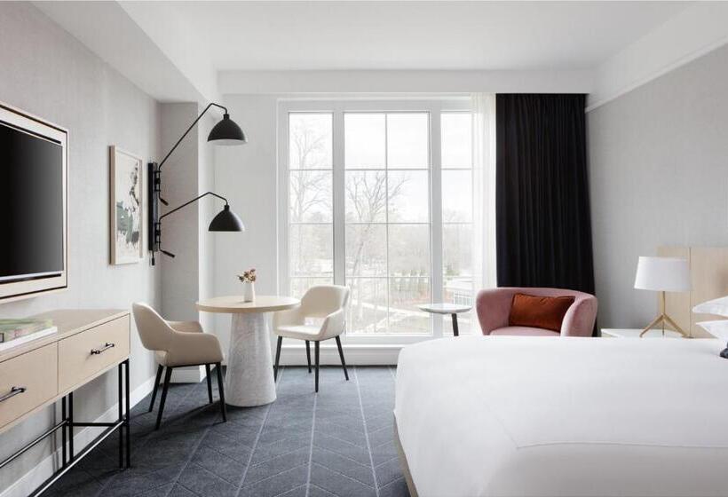 발코니가 있는 프리미엄 룸, Kimpton   The Forum Hotel, An Ihg