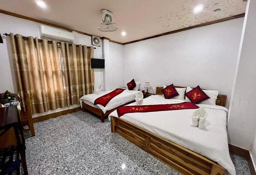 חדר סופריור לשלושה, Luang Prabang Rosie Place