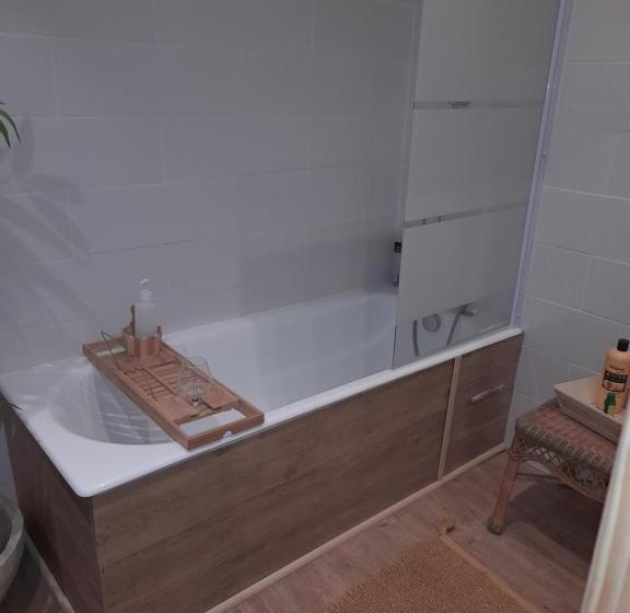 Номер Стандарт, Chambre Du Jura