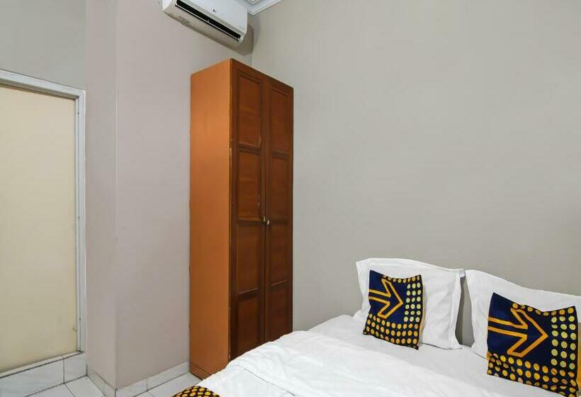 スタンダードルーム, Spot On 91958 Flamboyan 25 Homestay Syariah