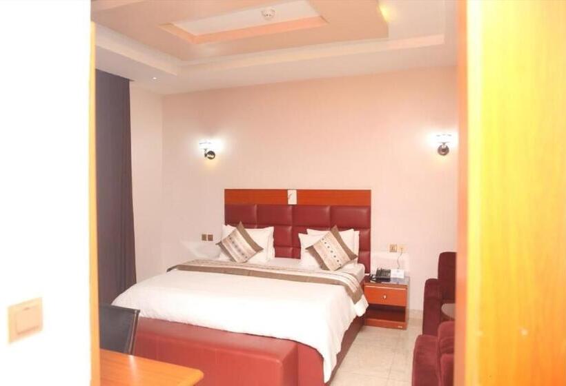 اتاق استاندارد یک نفره, Villa Hilton Hotels