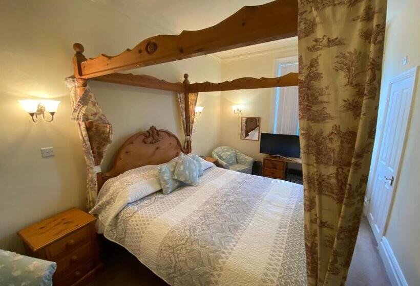 Номер Стандарт, The Old Manse Pickering