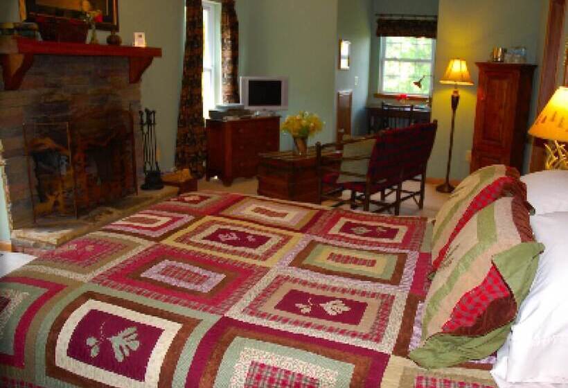Номер Стандарт, Long Mountain Lodge Bed & Breakfast