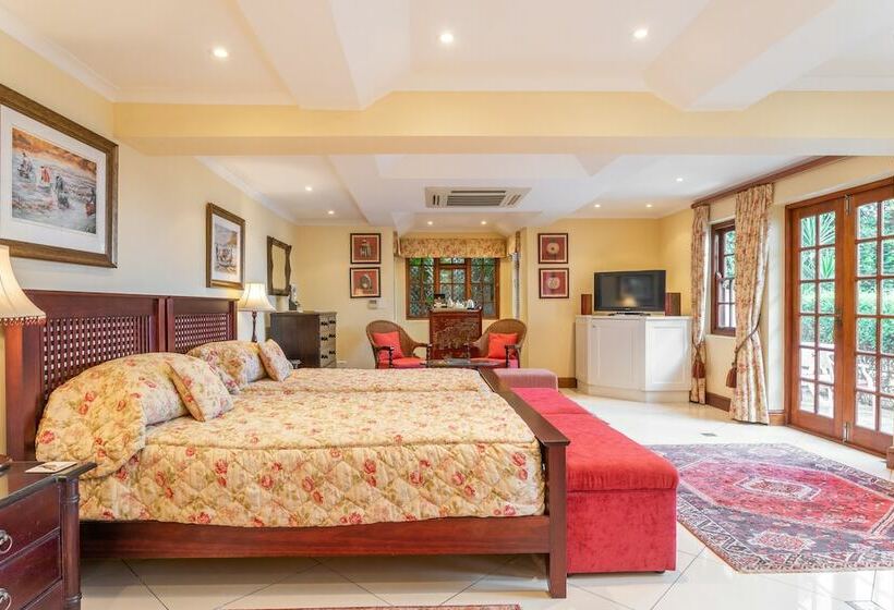Номер Deluxe, St James Guesthouses