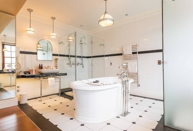 Дом 1 Спальня, St James Guesthouses