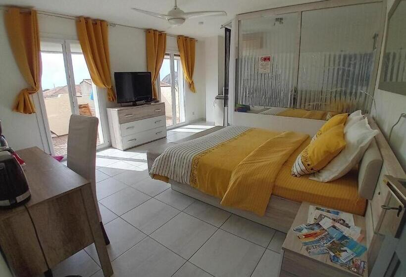 Номер Deluxe Вид на Море, Charmante Chambre Avec Vue Mer