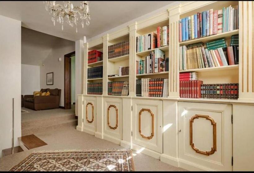 Вилла с 1 спальней и бассейном, Villa Con Piscina Privata   Vista Panoramica   7s   20 Guest