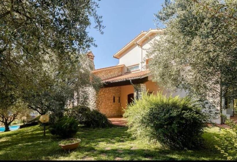 Вилла с 1 спальней и бассейном, Villa Con Piscina Privata   Vista Panoramica   7s   20 Guest