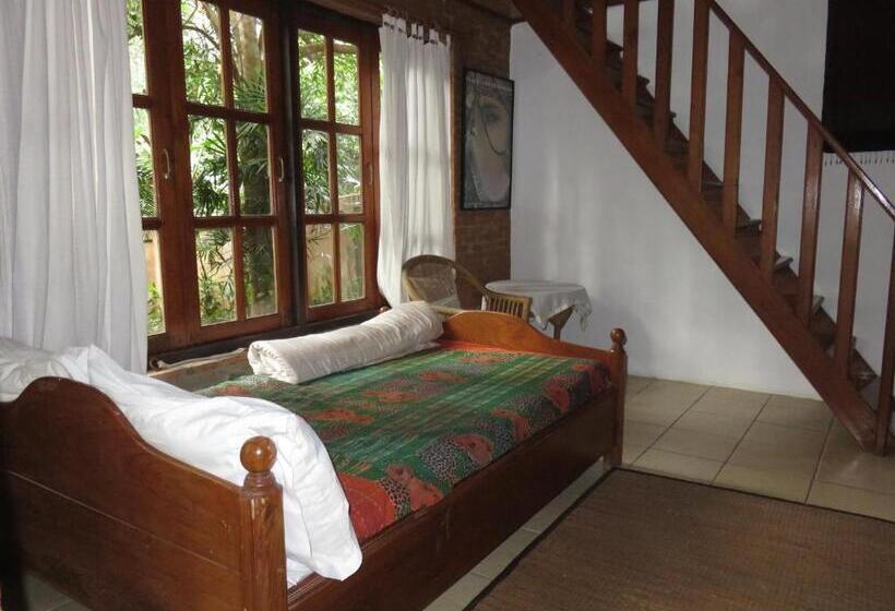 Бунгало Стандарт 2 Спальни, Little Eden Guesthouse