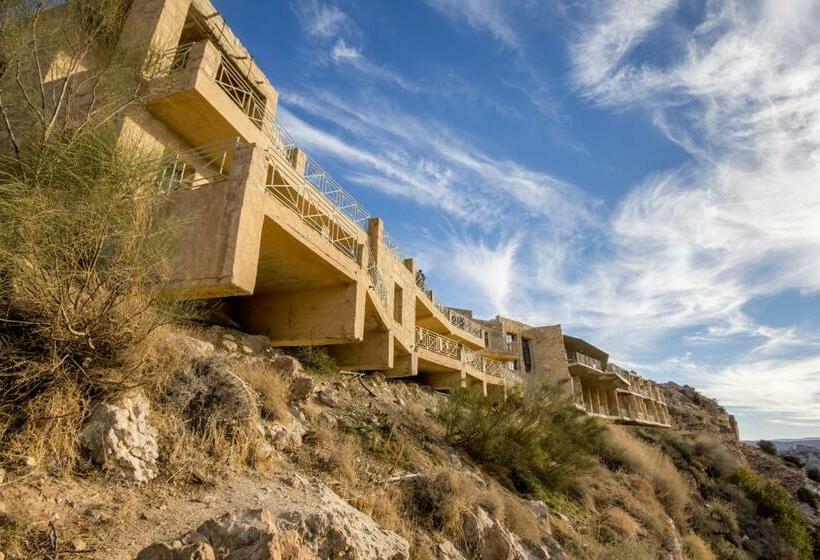 اتاق استاندارد با سرویس بهداشتی مشترک, Dana Guesthouse