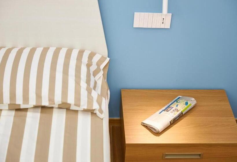 اتاق استاندارد, Zeropensieri B&b