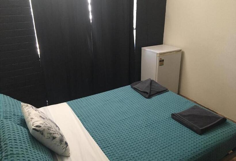 스탠다드 룸, Youth Shack Backpackers Darwin
