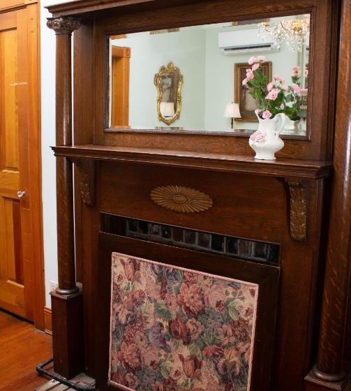 Номер Стандарт, Sweetwater Branch Inn