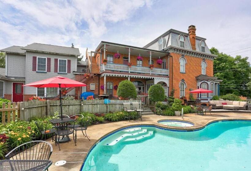 Люкс Кровать Кинг, Greystone Manor Bed & Breakfast