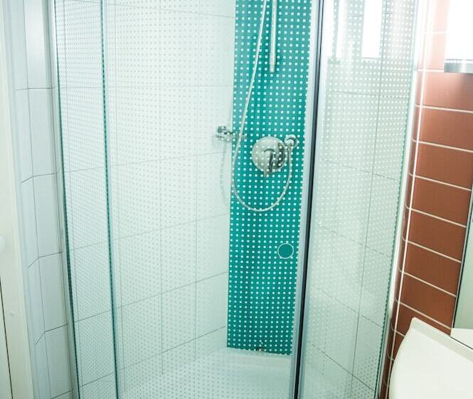 اتاق استاندارد با چشم‌انداز شهر, Ibis Astana