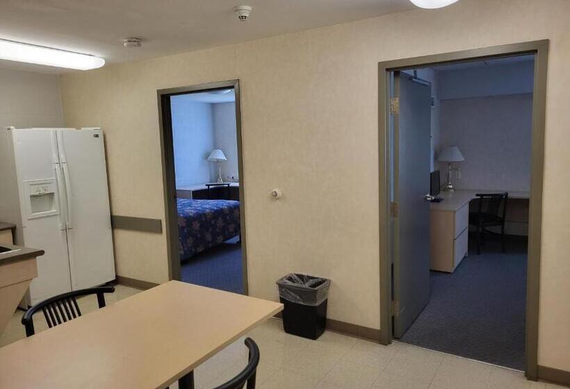 Люкс Адаптированный для Инвалидов, Residence & Conference Centre   Windsor