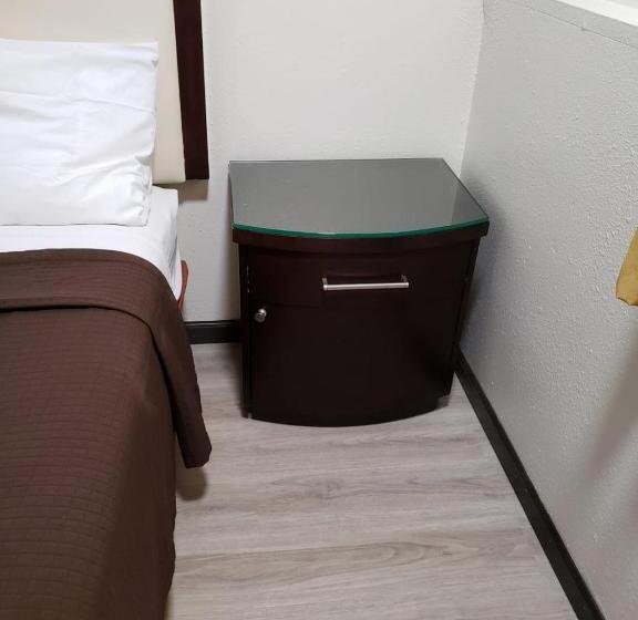 스탠다드 룸 킹사이즈 침대, Value Inn & Suites Salina