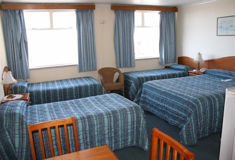 家庭间, Marquis Hotel Motel