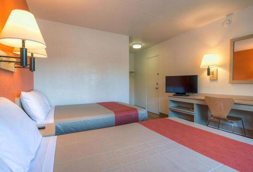 Номер Basic, Motel 6san Ysidro, Ca  San Diego  Border