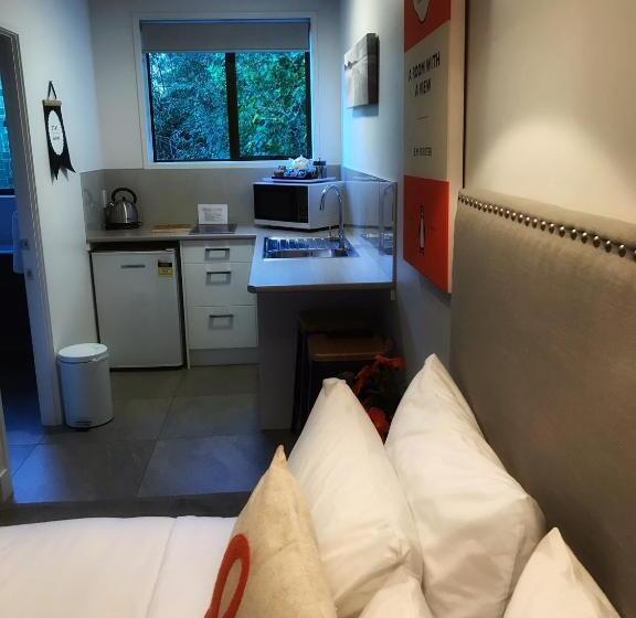 Студио Базик, Stay Kerikeri Boutique Apartments And Studios