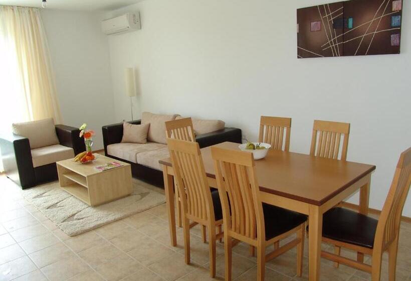 Апартаменты 2 Спальни Вид на Море, Royal Cove Aparthotel   Self Catering