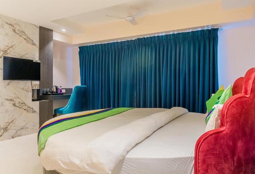 Номер Премиум, Treebo Blossom   Viman Nagar