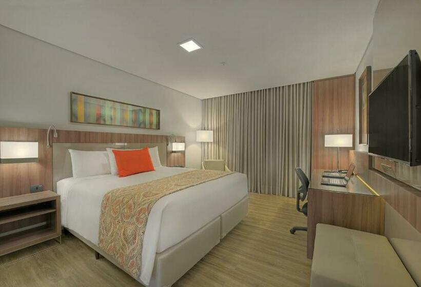 Номер Deluxe Кровать Кинг, Deville Prime Campo Grande