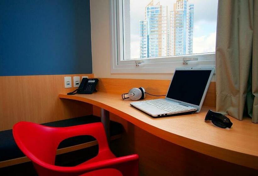 Quarto Estandar, Ibis Mogi Das Cruzes Shopping