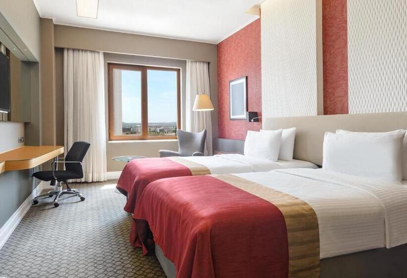 수피리어 룸 도시 전망, Ramada Plaza By Wyndham Eskisehir