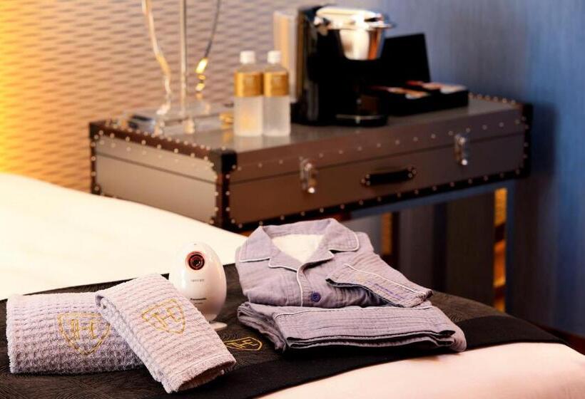 اتاق پرمیوم, The Royal Park Hotel Tokyo Haneda Airport Terminal 3