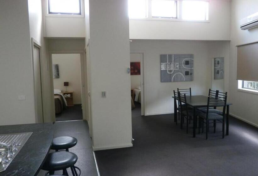 침실 4개 아파트, Sovereign Views Apartments
