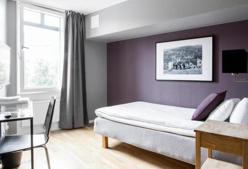 Номер Стандарт Индивидуальный Совместная Ванная, Linnéplatsens Hotell & Vandrarhem